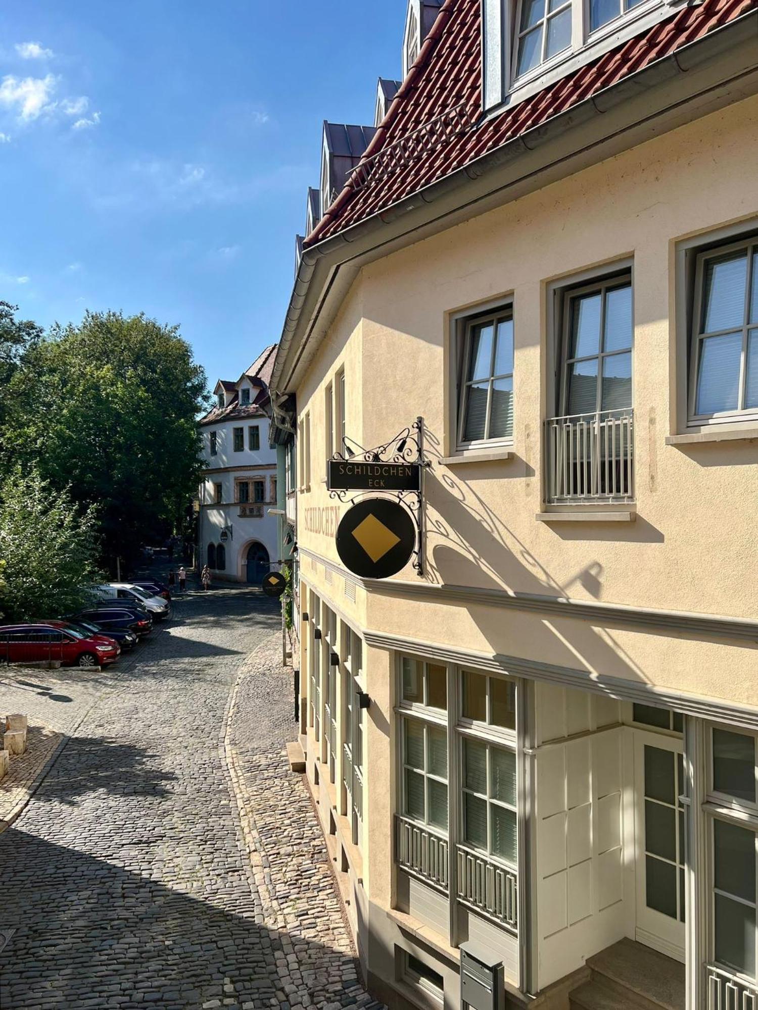 Ferienwohnung Schildblick Modernes Apartment Direkt In Der Altstadt Von Erfurt Nahe Der Kraemerbruecke - Beste Innenstadtlage Zewnętrze zdjęcie
