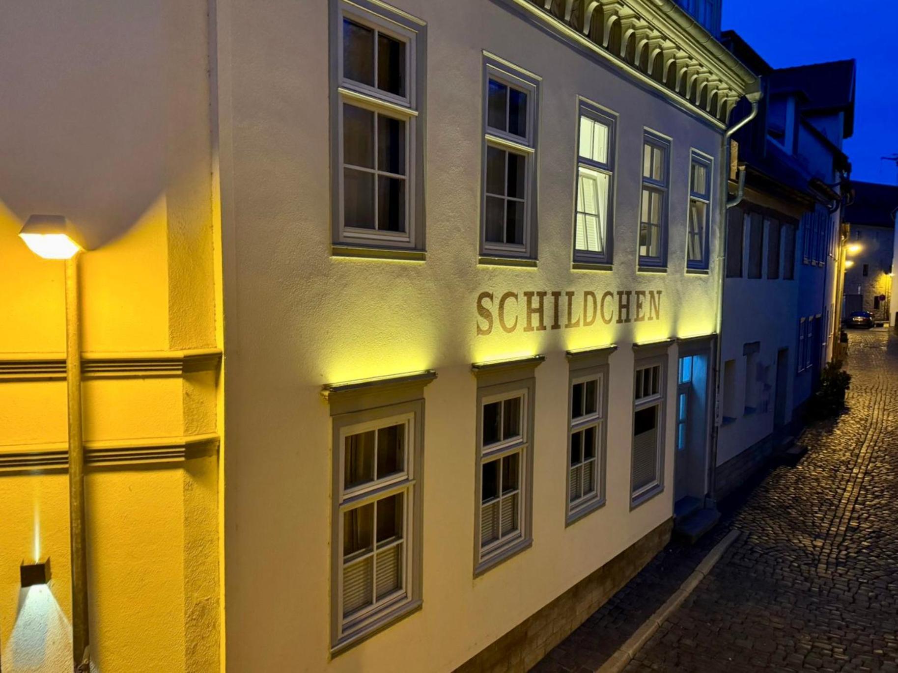 Ferienwohnung Schildblick Modernes Apartment Direkt In Der Altstadt Von Erfurt Nahe Der Kraemerbruecke - Beste Innenstadtlage Zewnętrze zdjęcie