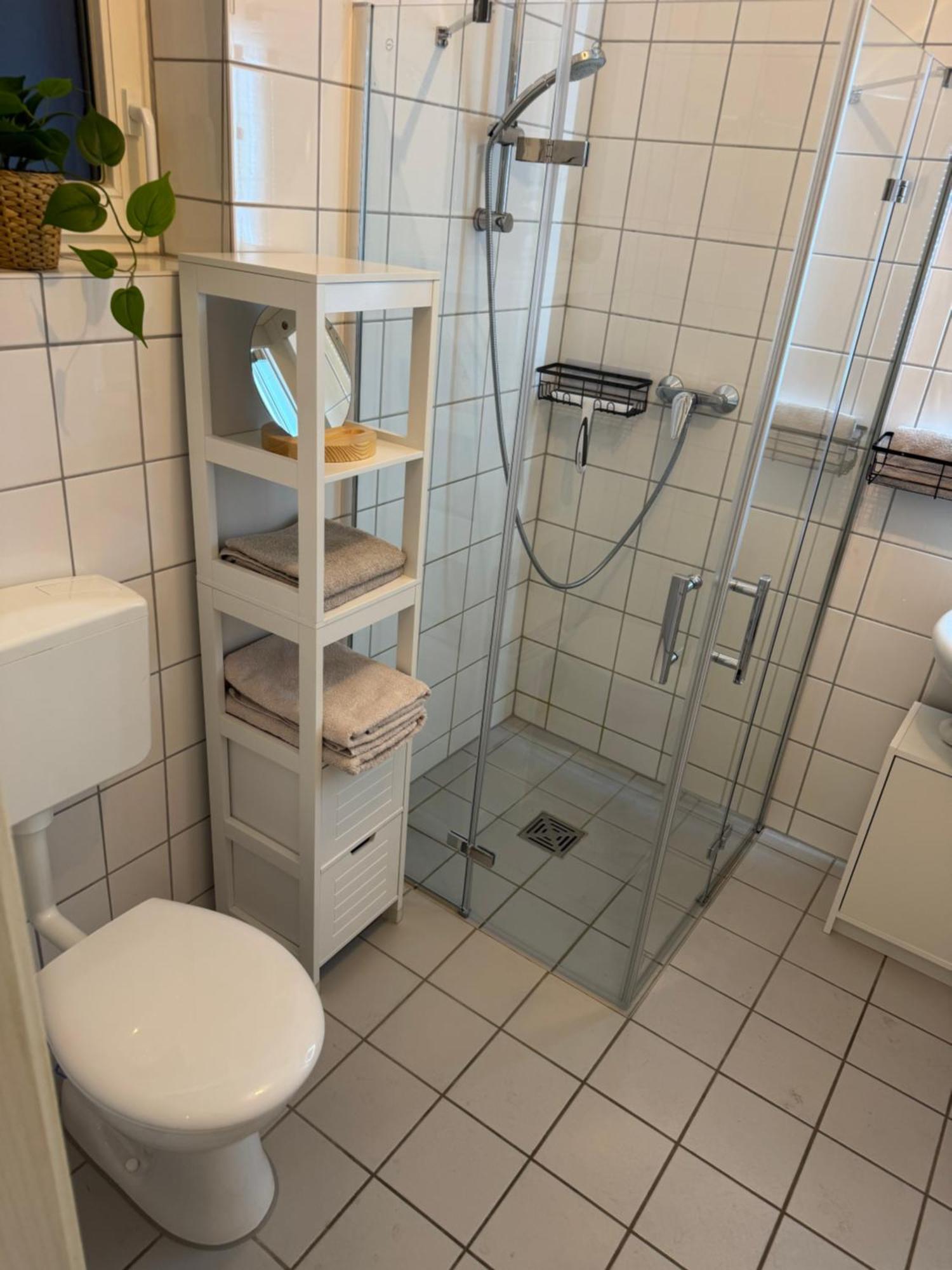 Ferienwohnung Schildblick Modernes Apartment Direkt In Der Altstadt Von Erfurt Nahe Der Kraemerbruecke - Beste Innenstadtlage Zewnętrze zdjęcie