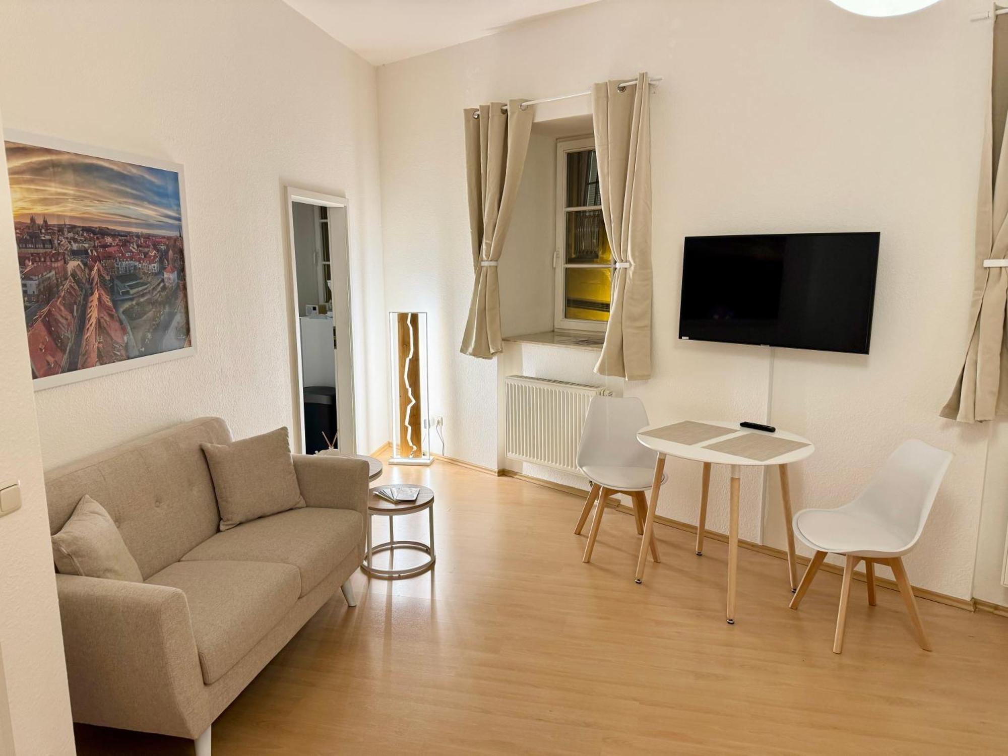 Ferienwohnung Schildblick Modernes Apartment Direkt In Der Altstadt Von Erfurt Nahe Der Kraemerbruecke - Beste Innenstadtlage Zewnętrze zdjęcie